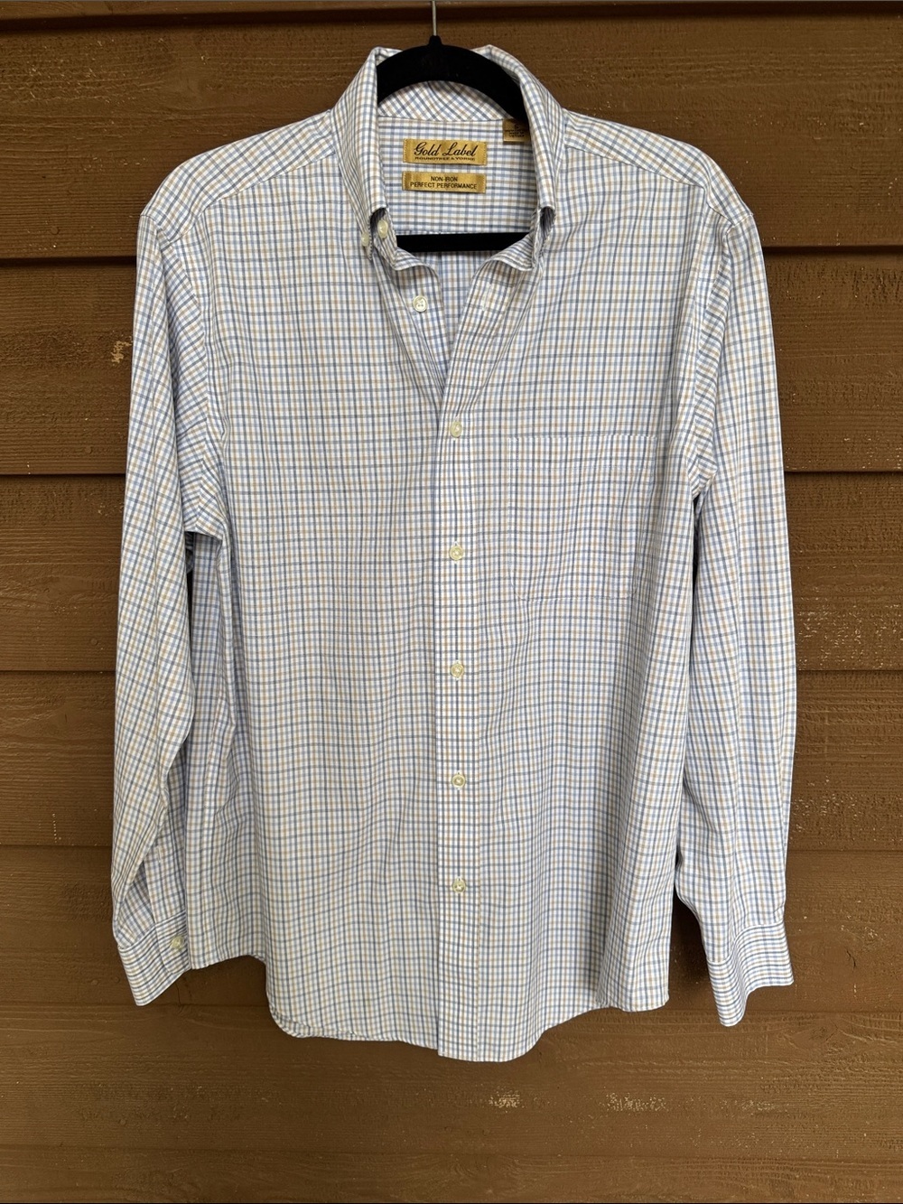Roundtree & Yorke Men's Light Blue and Tan Checked Button-Down Shirt size Small